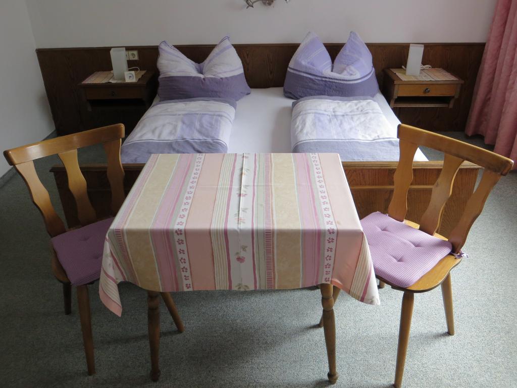 Haus Andrea Hotel Нойщифт им Щубайтал Стая снимка